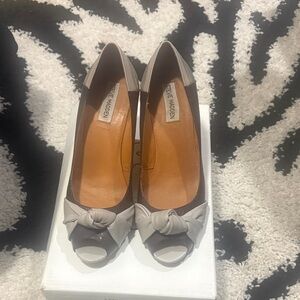 Steve Madden Brown and Gray Peep Toe Heels